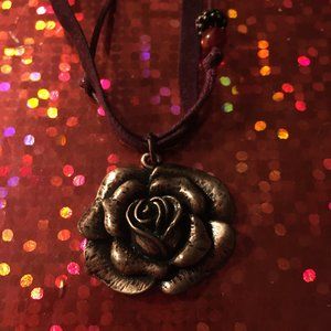 ❤️Sarah Cov Copper Rose Necklace - 153. $20 or $15 w/offer